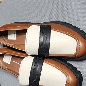 New with out box 📦 Dolce Vita Leather Loafers Brown